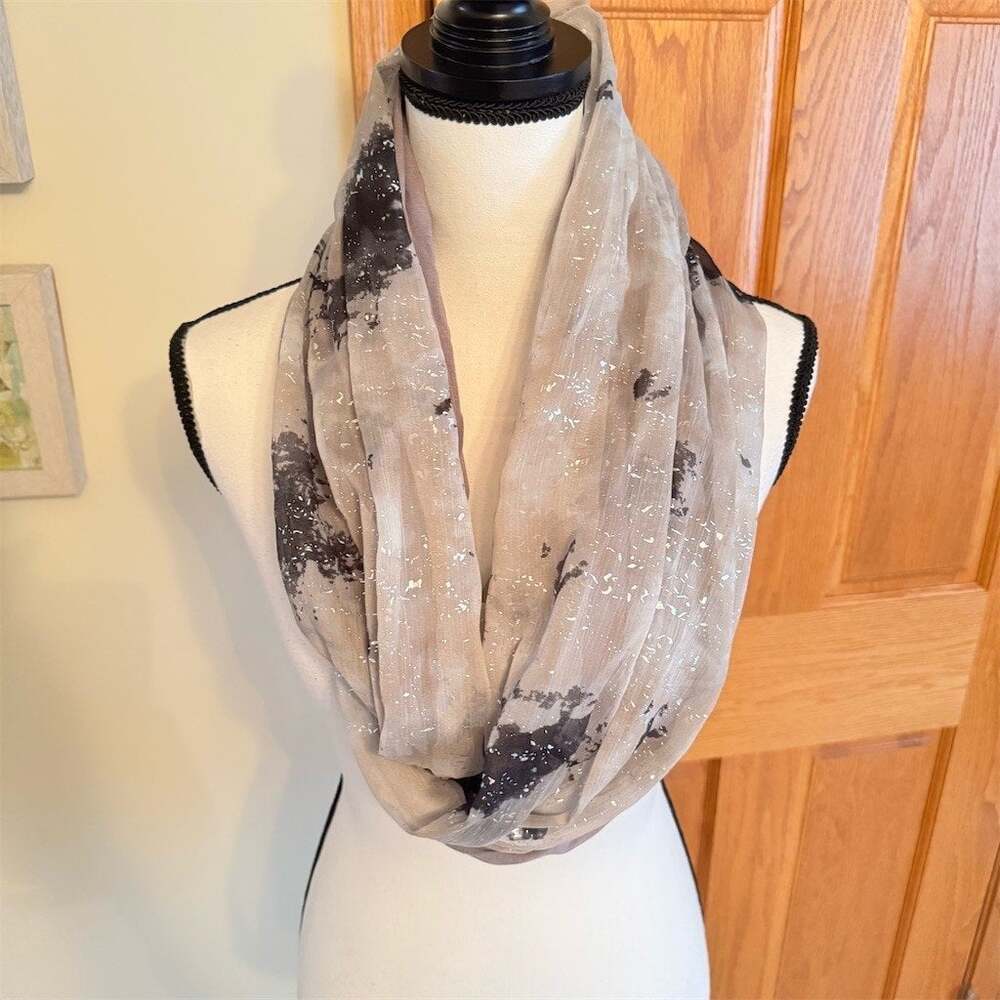 Collection Eighteen Infinity Scarf Womens Gray Black Silver Abstract Geometric